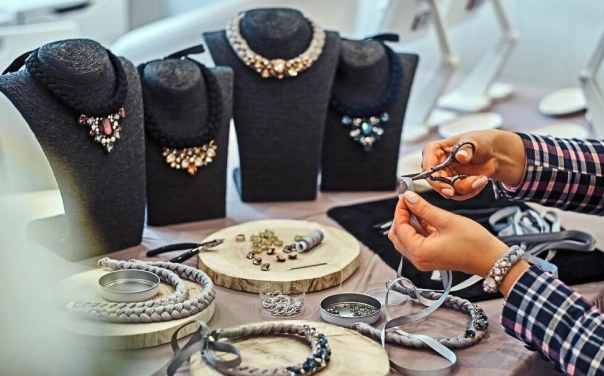 alsalem-group-qatar-jewellery-shopping-app-case-study